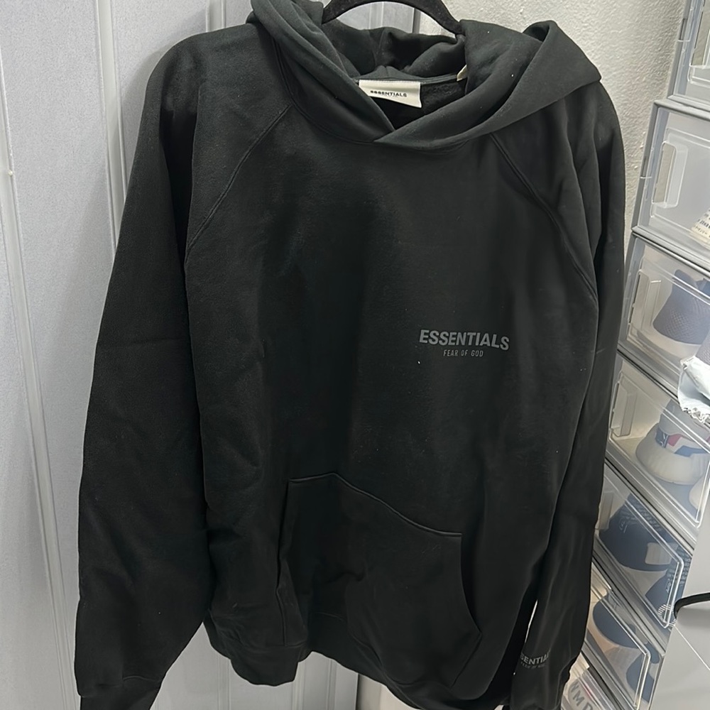 ESSENTIALS SWEATER NEVER USED